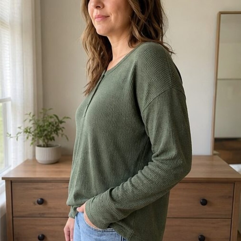 Gray Button Blouse - Picture 3 of 6